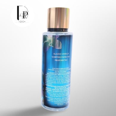 Victoria’s Secret Warm Vanilla Woods Fragrance Mist